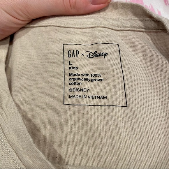 Gap x Disney Large Kids - Picture 5 of 11